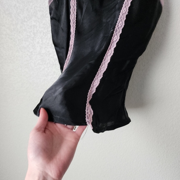 BONGO‎ x VINTAGE Y2K Satin feel slip tank in black / pink size XL - Picture 7 of 7